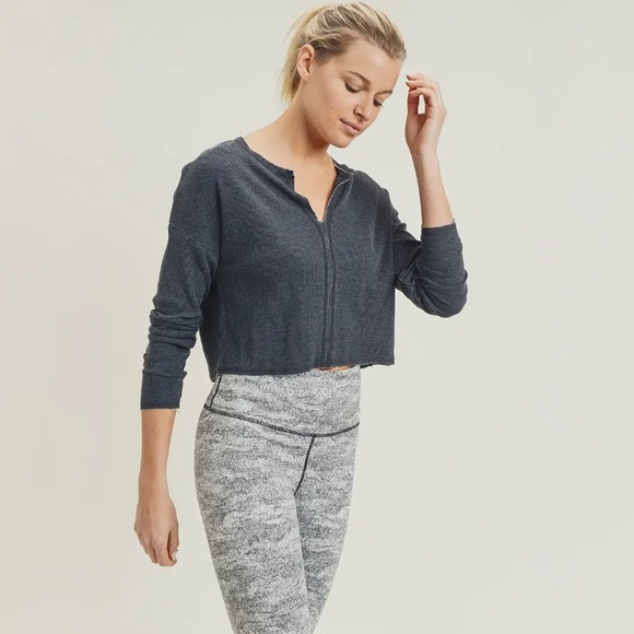 RAGING DOLL Tops - 🆕  CAMI LINEN CROP TOP LS DARK ASH